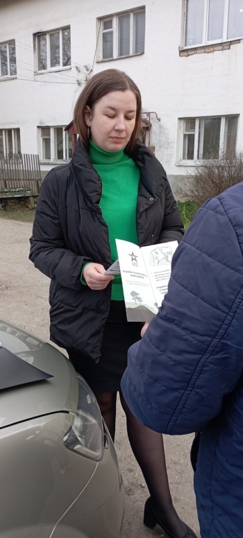 Галичане поддерживают решение о повышении выплат для контрактников: люди делятся мнениями и историями
