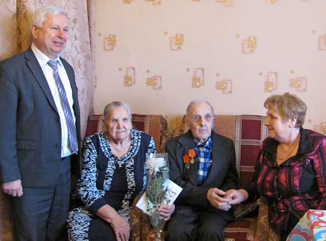 Стрелку Афанасию Кудреватых исполнилось 90 лет