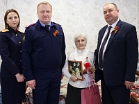 В их памяти детства -  страшные годы войны