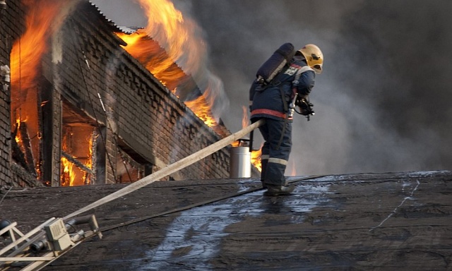 В среду, 14 августа, на галичском заводе металлоизделий случился пожар