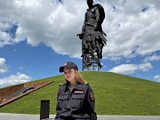 Защитник и нападающий