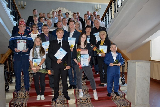 В Костромской области наградили лучших спортсменов и тренеров региона