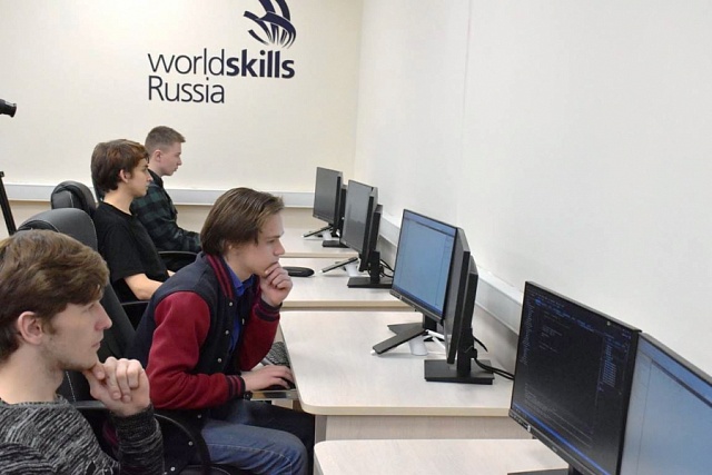 Студенты в колледжах и техникумах Костромской области будут получать профессии, востребованные в регионе 