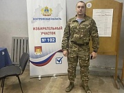 „Ответственность и неравнодушие“: ветеран боевых действий подал пример на избирательном участке № 102