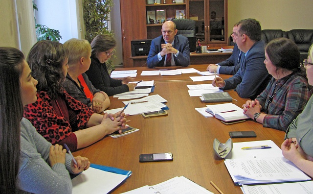 Первый заместитель губернатора Костромской области  Алексей Евгеньевич Афанасьев 26 декабря с рабочим визитом посетил Галич