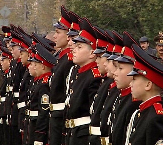 Кадетская школа встречала губернатора